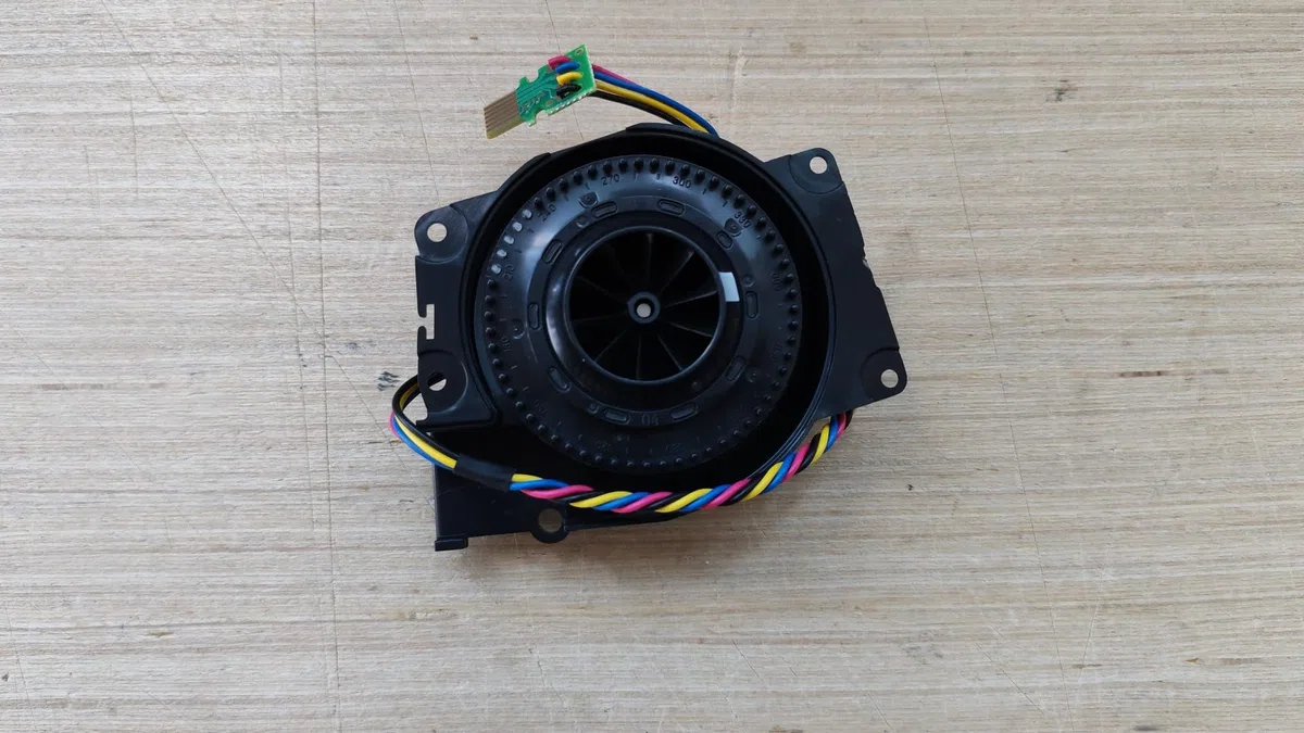 4813697 Motore di Aspirazione compatibile con iRobot per Roomba serie 'e', 'i' e 'j'